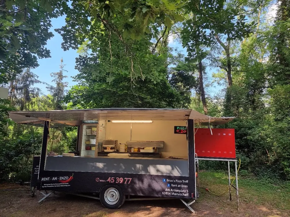 Gute Stimmung bei einem Pizza Catering Event